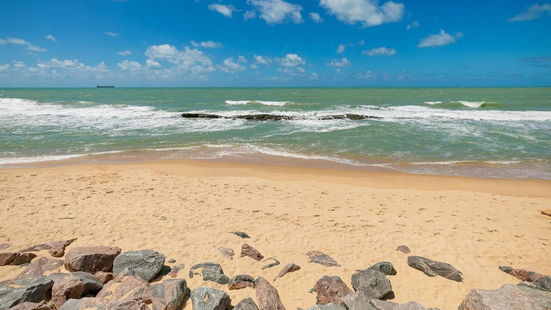 Yak Beach Hotel Natal